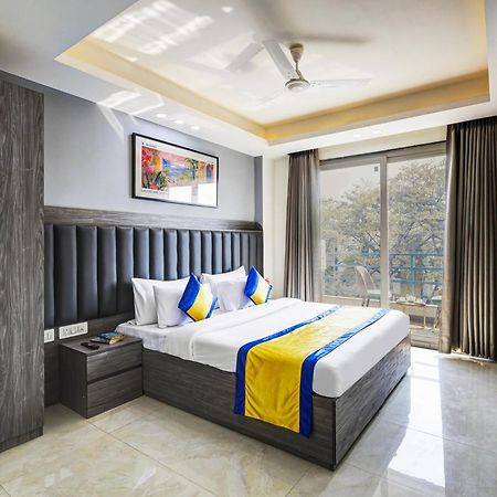 1Bhk Suites Opp Marriott - Huda City Centre คูร์เคาน์ ภายนอก รูปภาพ