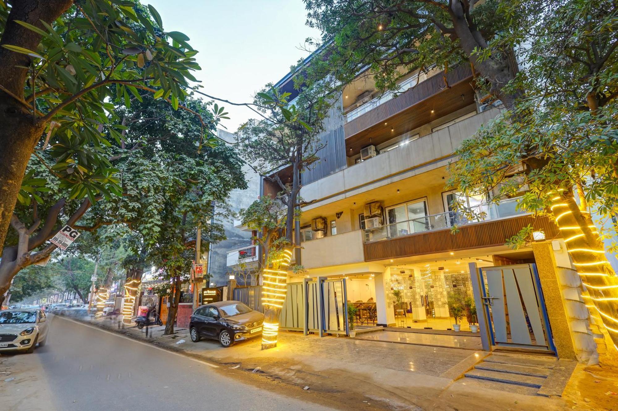 1Bhk Suites Opp Marriott - Huda City Centre คูร์เคาน์ ภายนอก รูปภาพ