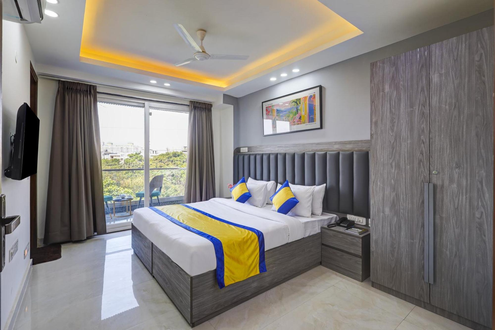 1Bhk Suites Opp Marriott - Huda City Centre คูร์เคาน์ ภายนอก รูปภาพ
