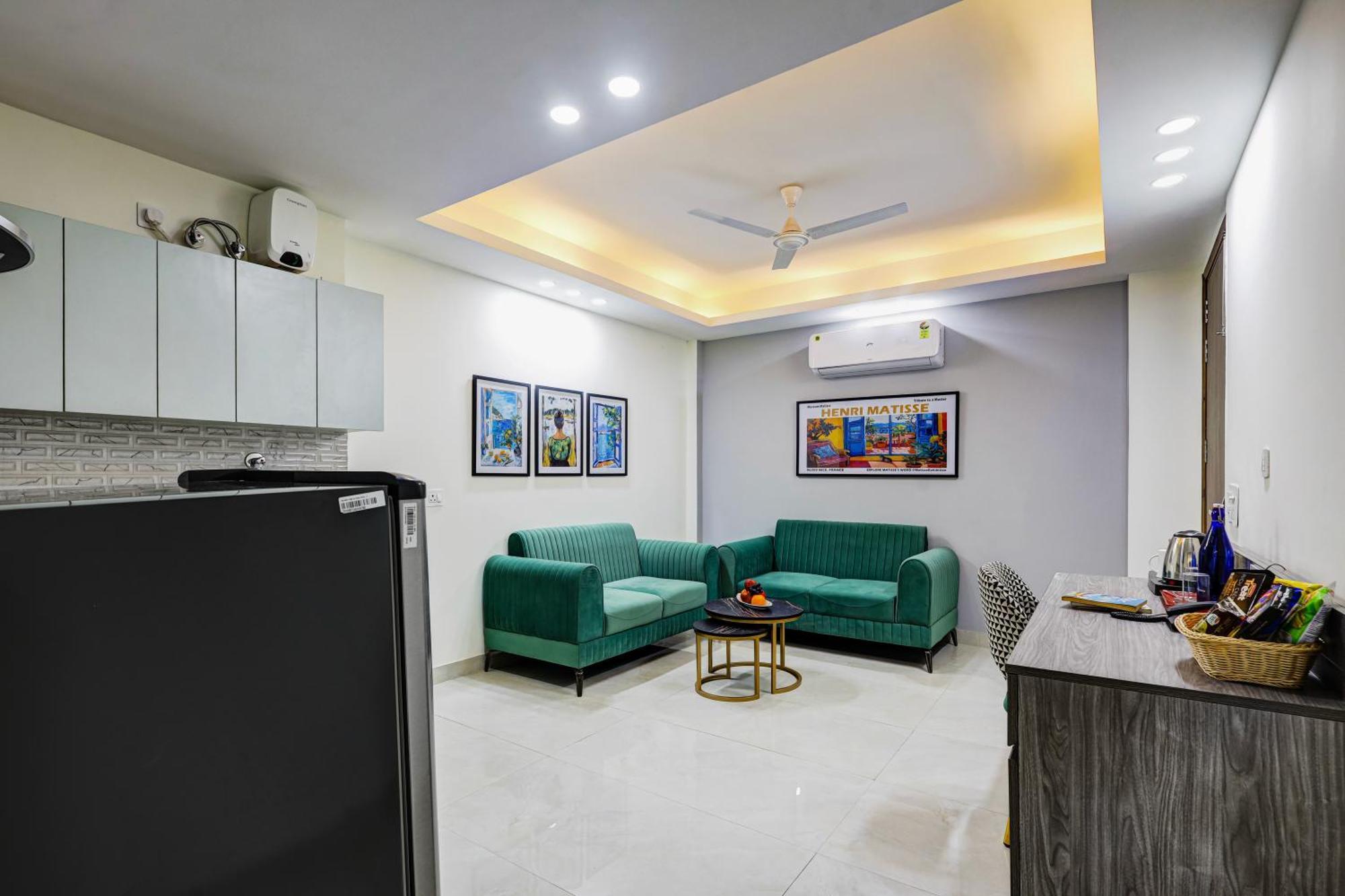 1Bhk Suites Opp Marriott - Huda City Centre คูร์เคาน์ ภายนอก รูปภาพ