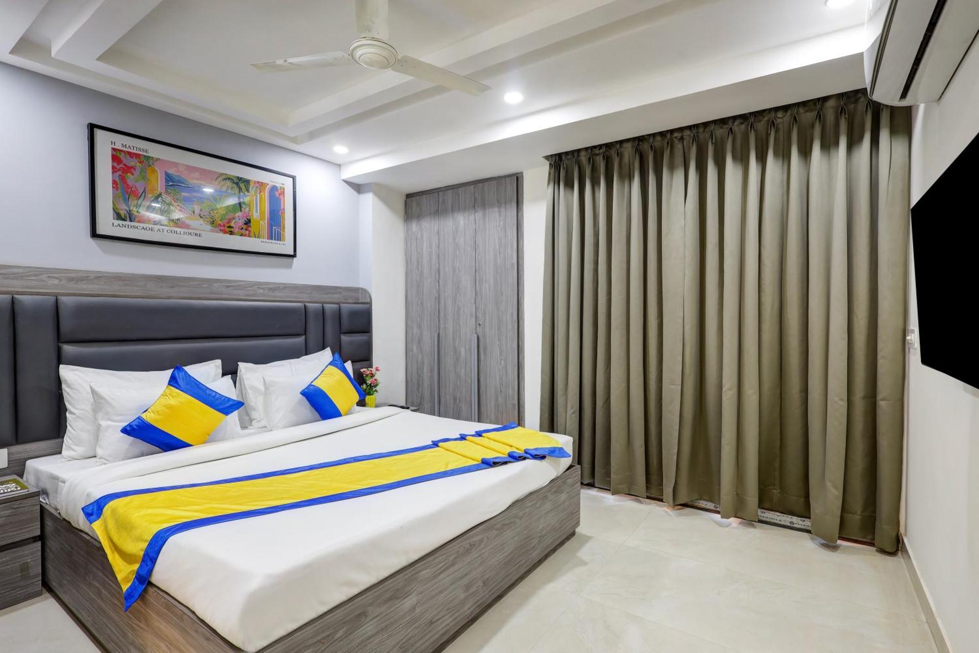 1Bhk Suites Opp Marriott - Huda City Centre คูร์เคาน์ ภายนอก รูปภาพ