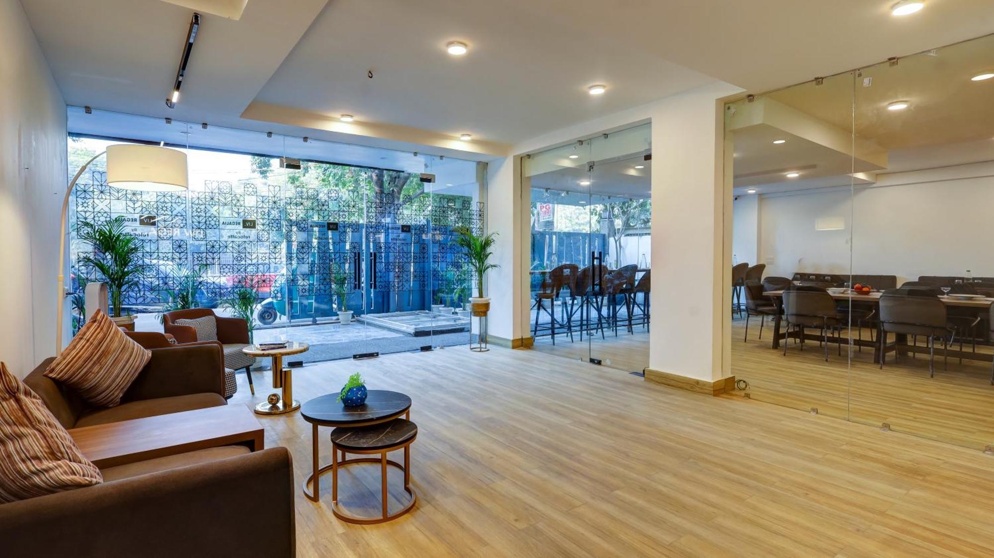 1Bhk Suites Opp Marriott - Huda City Centre คูร์เคาน์ ภายนอก รูปภาพ