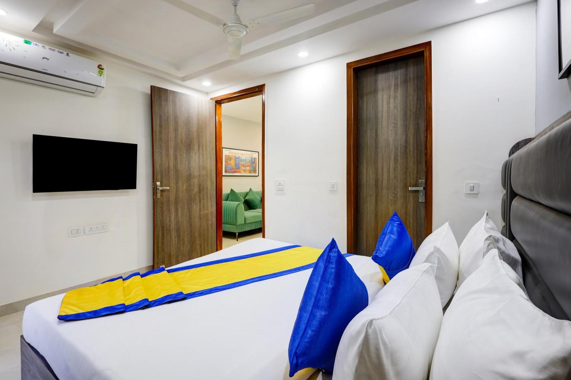 1Bhk Suites Opp Marriott - Huda City Centre คูร์เคาน์ ภายนอก รูปภาพ