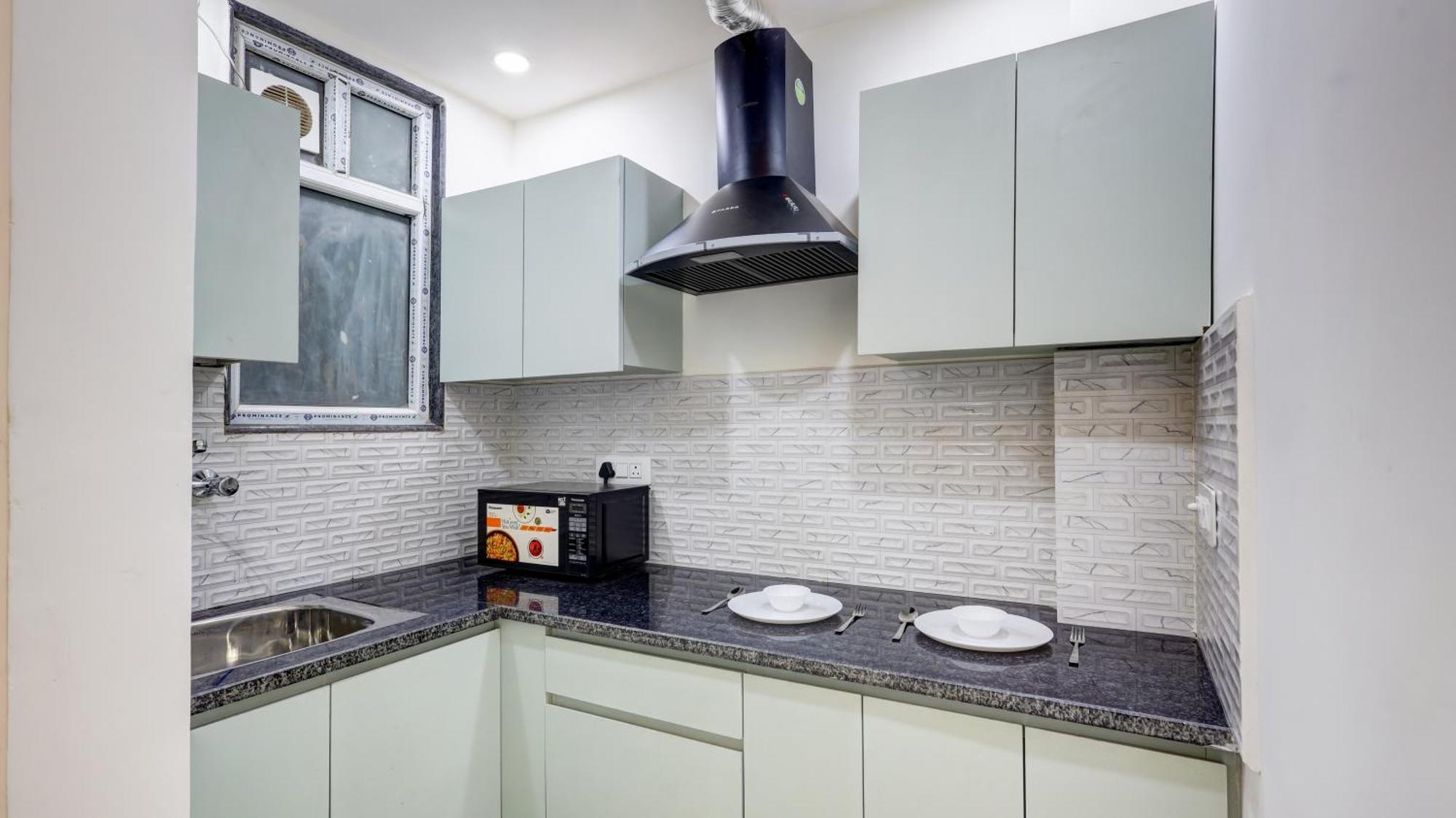 1Bhk Suites Opp Marriott - Huda City Centre คูร์เคาน์ ภายนอก รูปภาพ