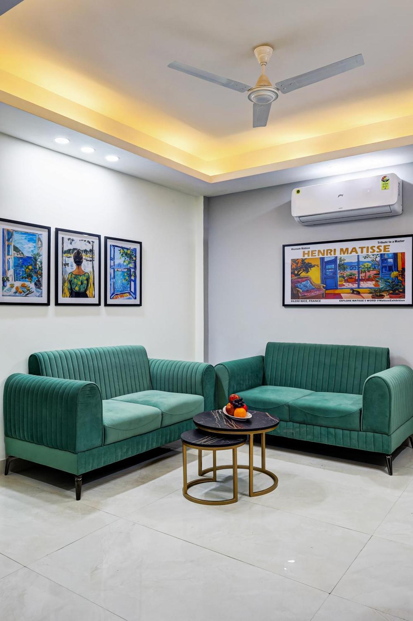 1Bhk Suites Opp Marriott - Huda City Centre คูร์เคาน์ ภายนอก รูปภาพ